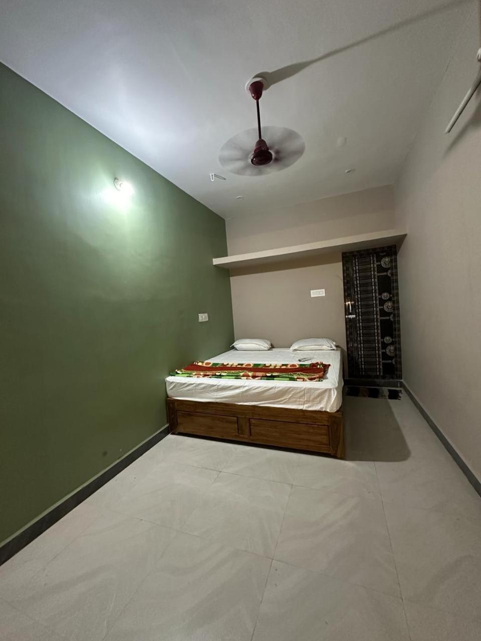Arunachala Sashwin Guest House Tiruvannāmalai Exteriér fotografie